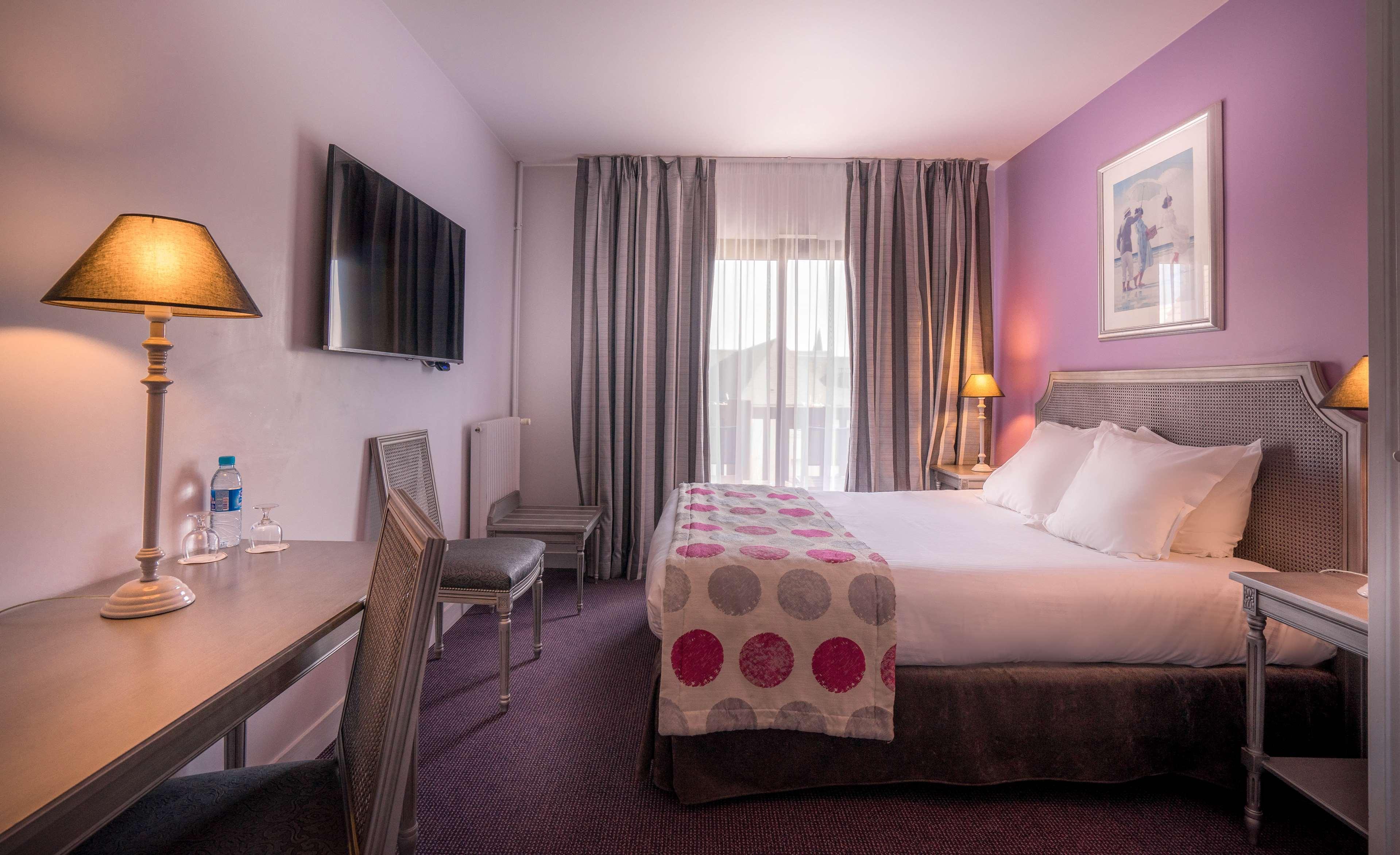 Best Western Plus Hostellerie Du Vallon Trouville-sur-Mer Exterior photo