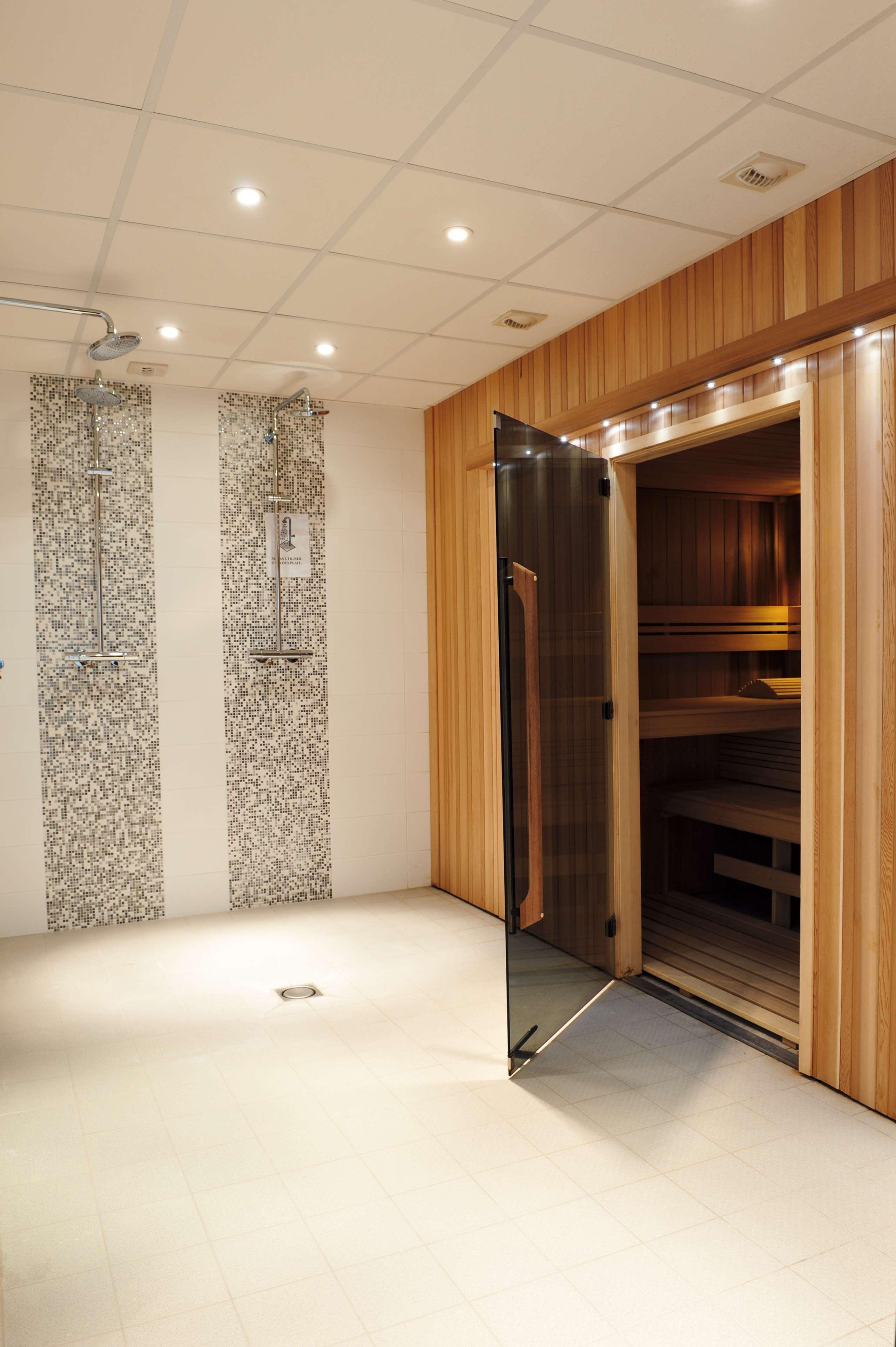 Best Western Plus Hostellerie Du Vallon Trouville-sur-Mer Exterior photo