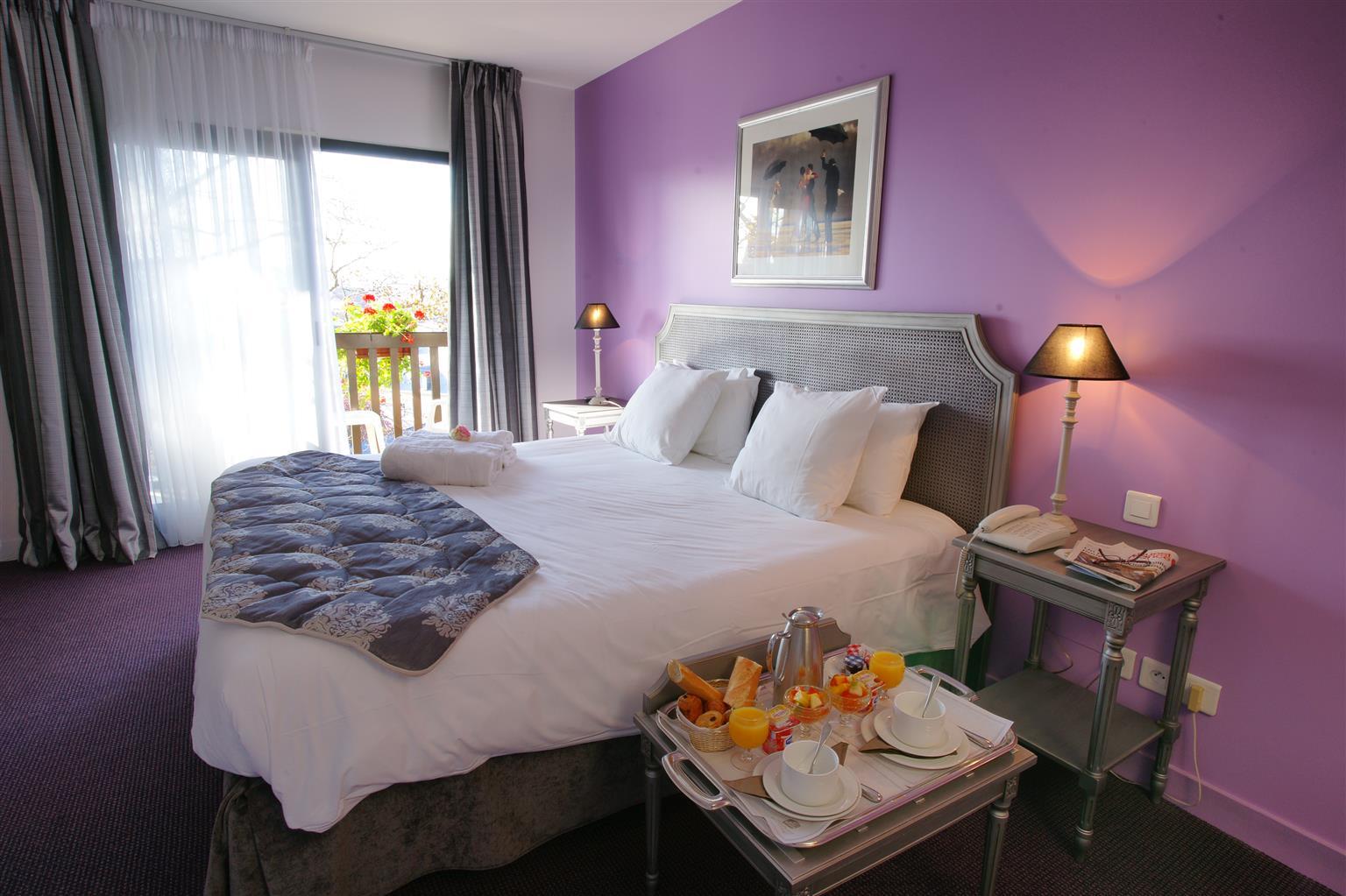 Best Western Plus Hostellerie Du Vallon Trouville-sur-Mer Exterior photo